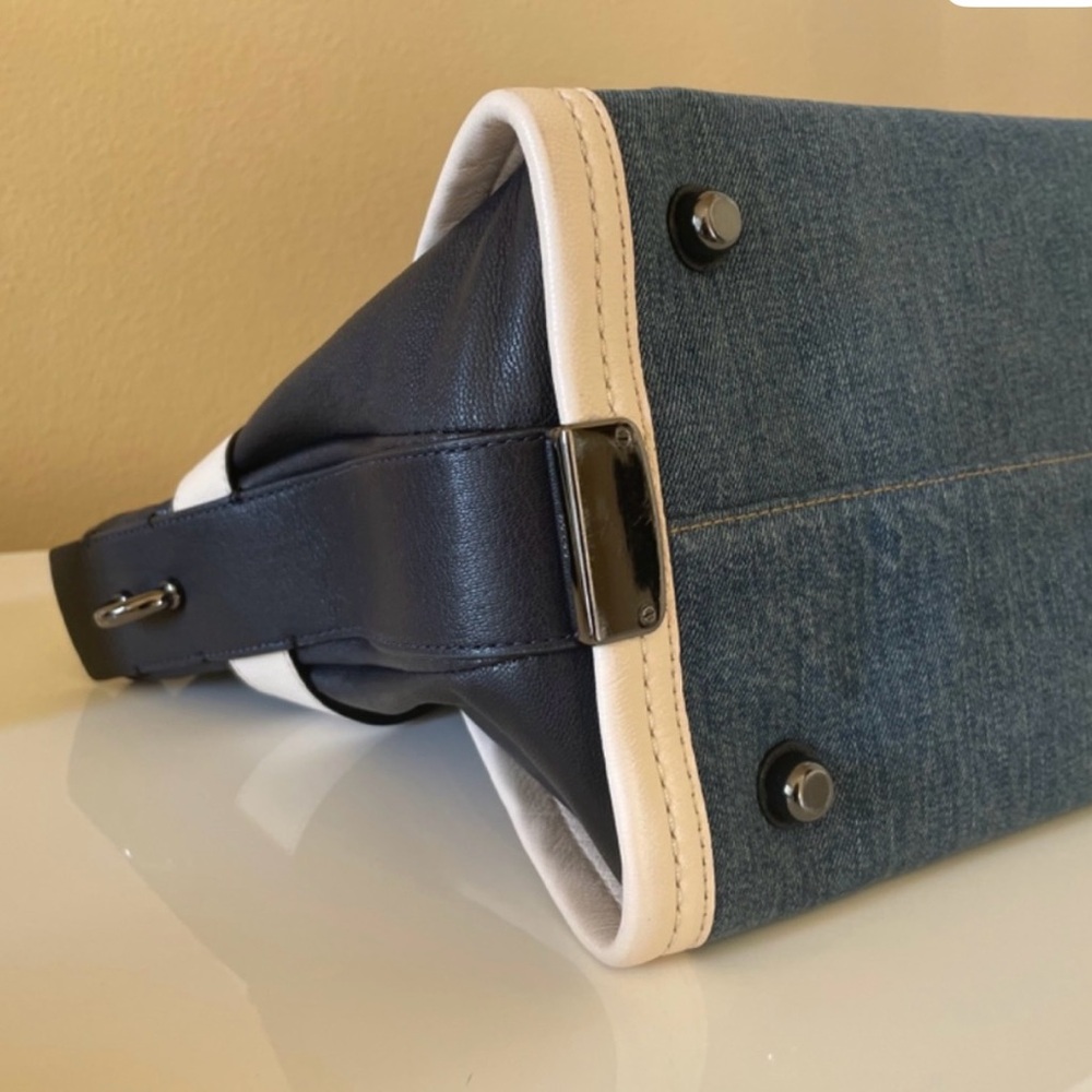 Coach swagger soft denim and navy bag. - Picture 11 of 12